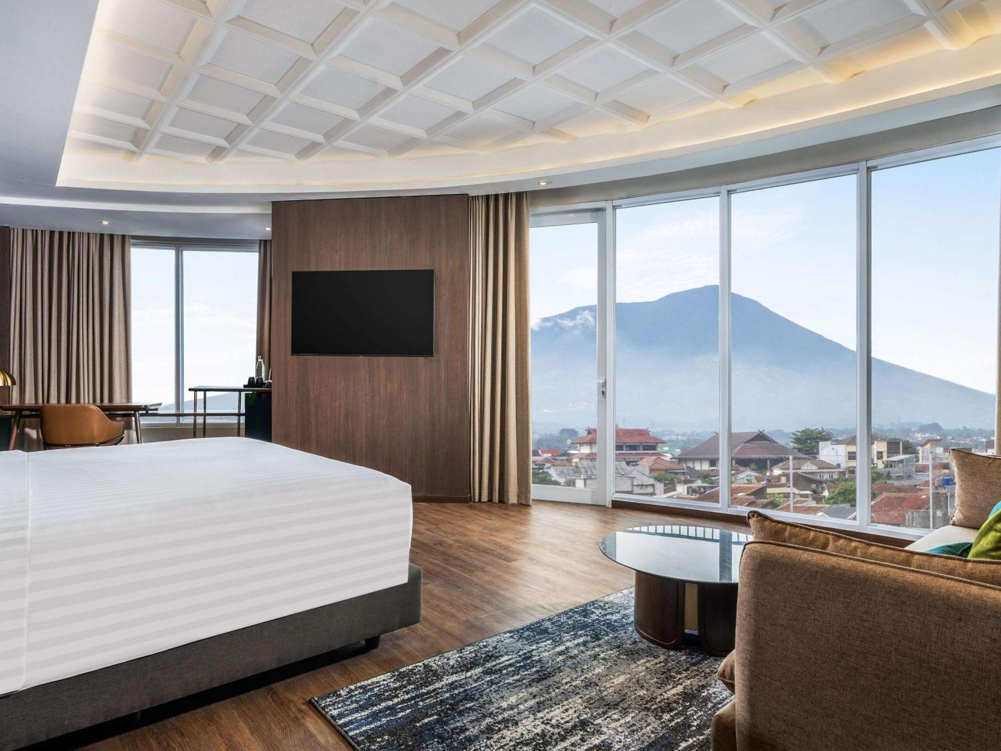 Mercure Garut City Center Zewnętrze zdjęcie